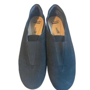 Clarks Medora Gemma Black Nubuck Loafer - Size 8 1/2 W